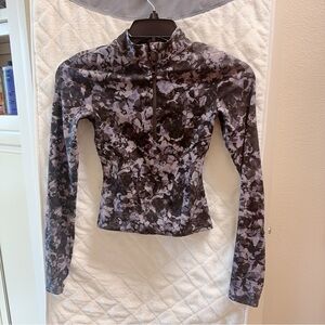 Lululemon Women's Top - size 2